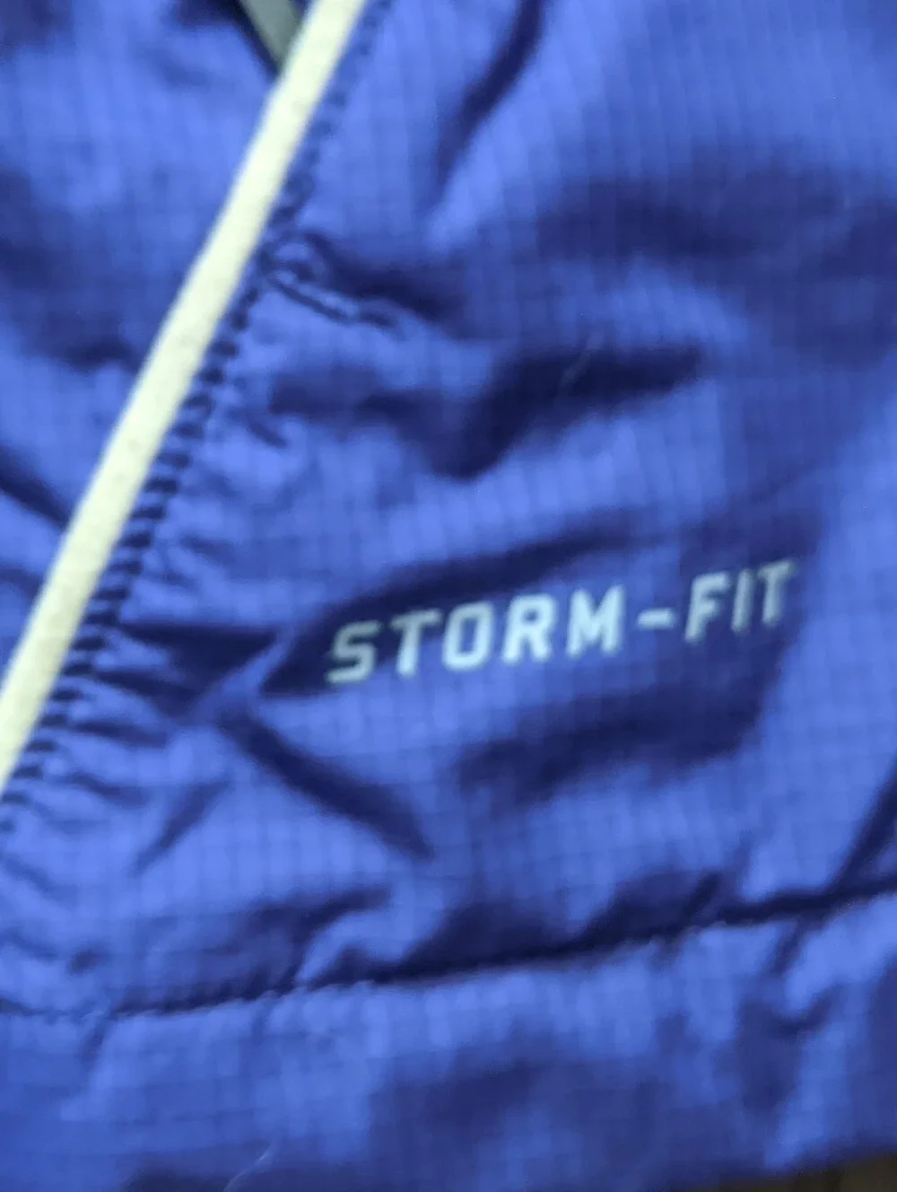 Nike x University of Washington - Storm Fit Huskies Zip-Up Jacket 22762X | S CH